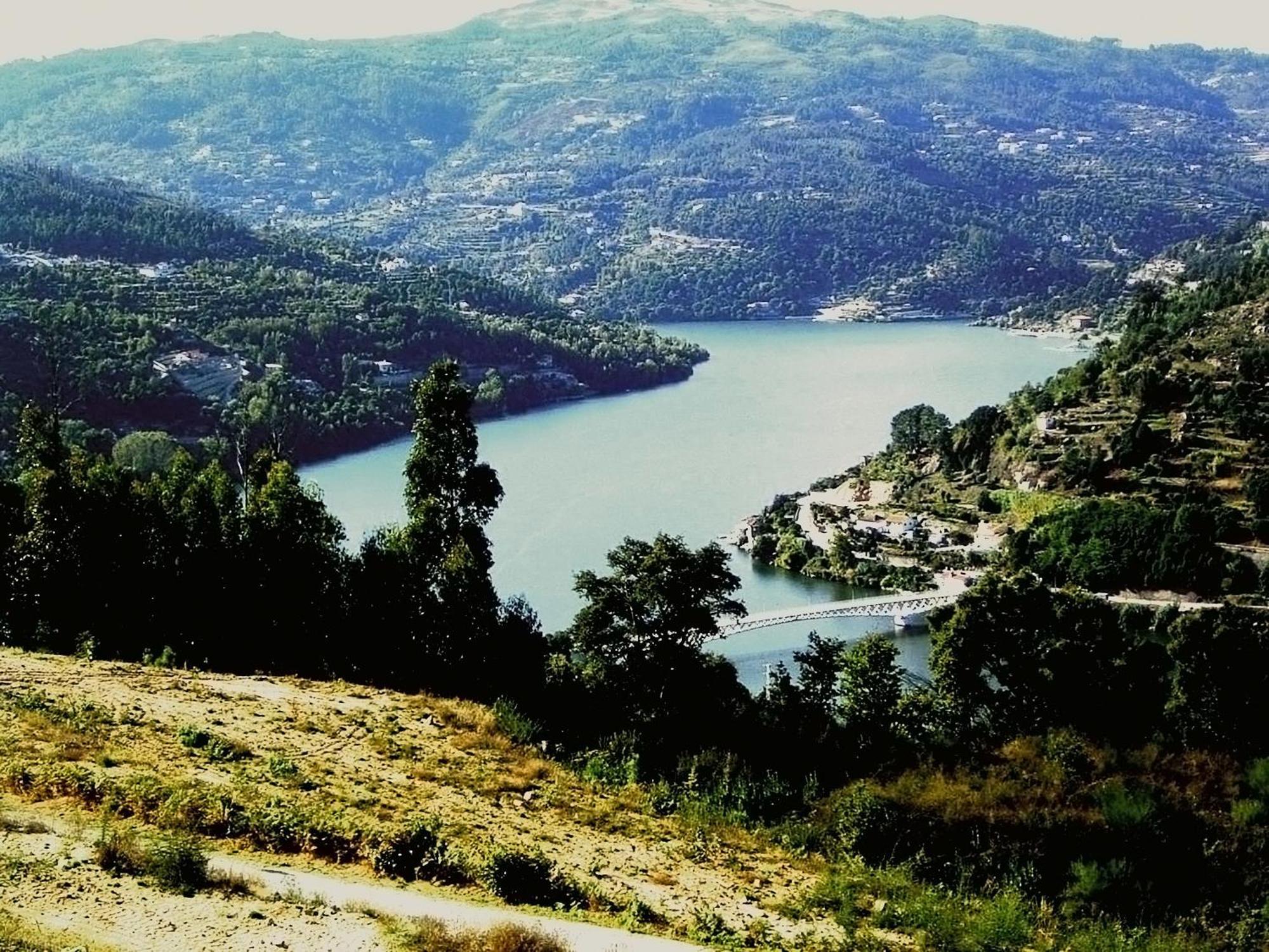 ArsDurium Douro hotel Cinfães Quarto foto